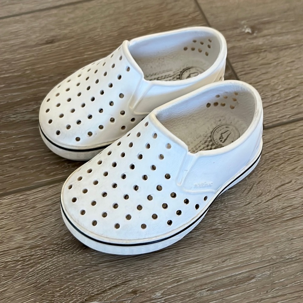 Native toddler shoes
